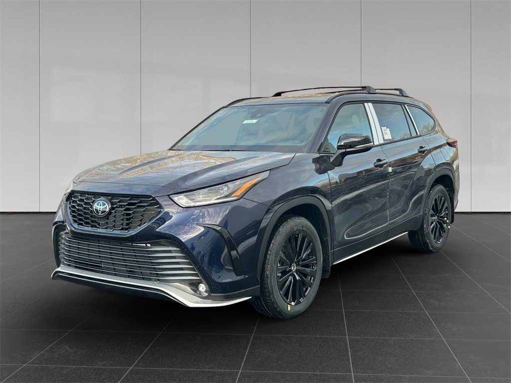 2026 Toyota Highlander XSE's photo