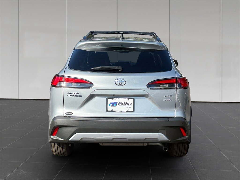 2026 Toyota Corolla Cross XLE photo 4