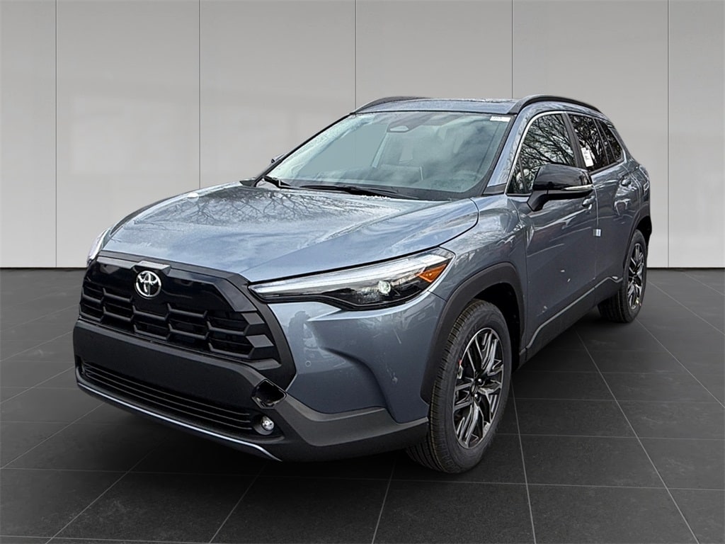 2026 Toyota Corolla Cross XLE's photo