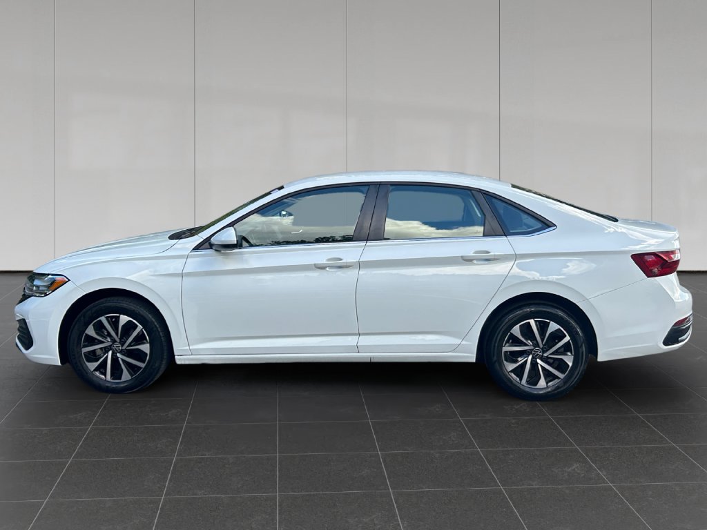 Used 2024 Volkswagen Jetta S with VIN 3VW5M7BU4RM084513 for sale in Putnam, CT