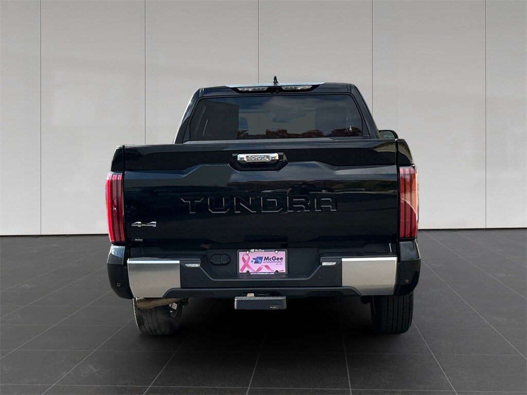 2023 Toyota Tundra Limited photo 4