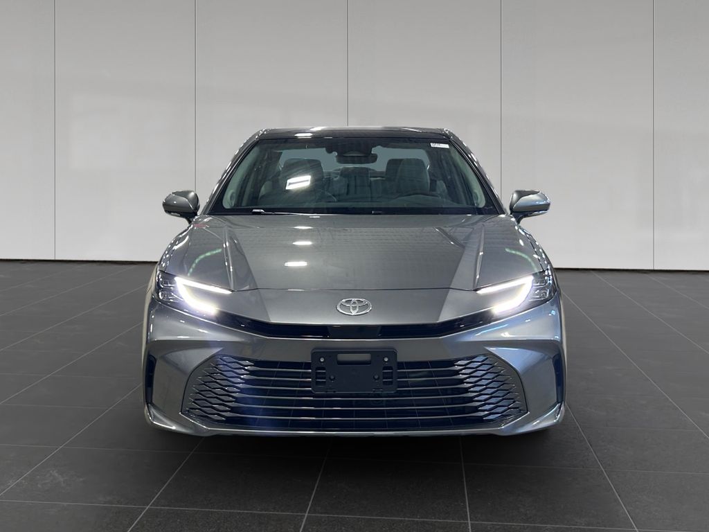 2026 Toyota Camry XLE - Photo 8
