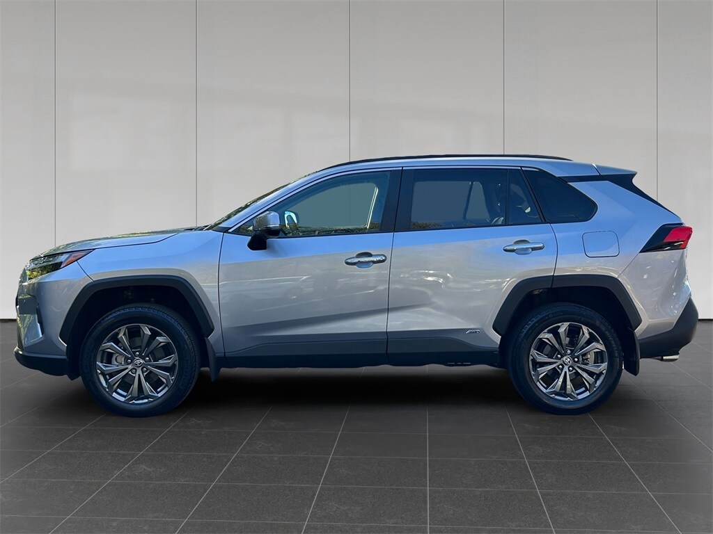 2023 Toyota RAV4 Hybrid Limited photo 2