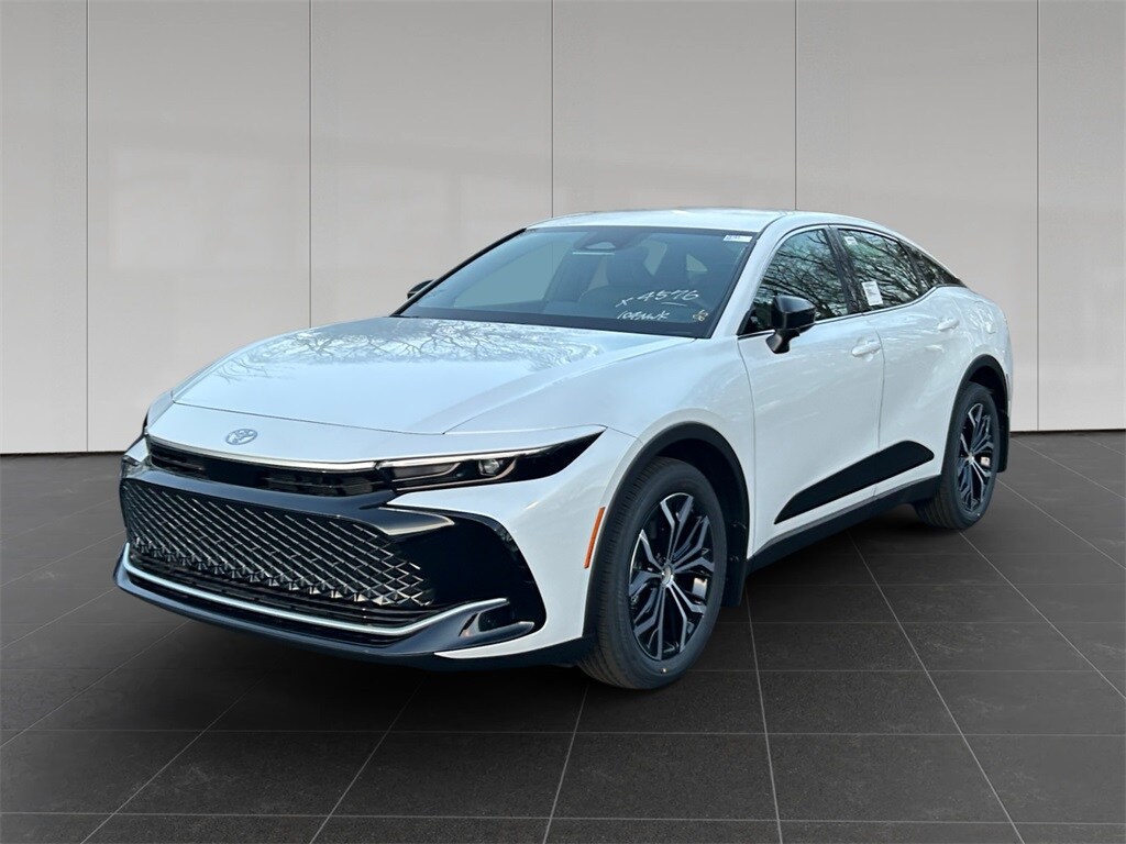 New 2026 Toyota Crown XLE XLE