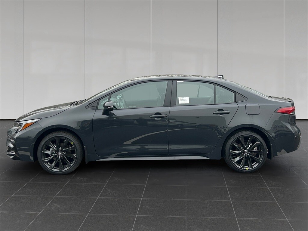 2026 Toyota Corolla XSE photo 2