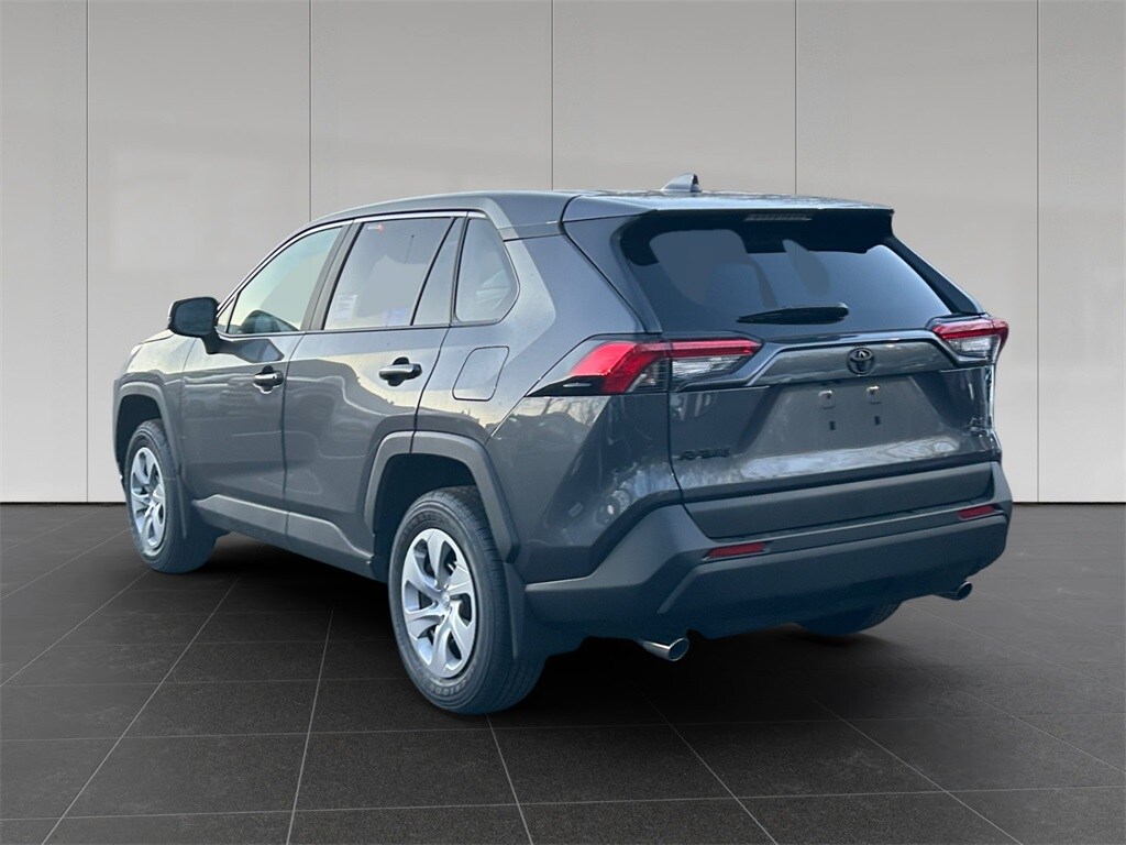2025 Toyota RAV4 LE photo 3