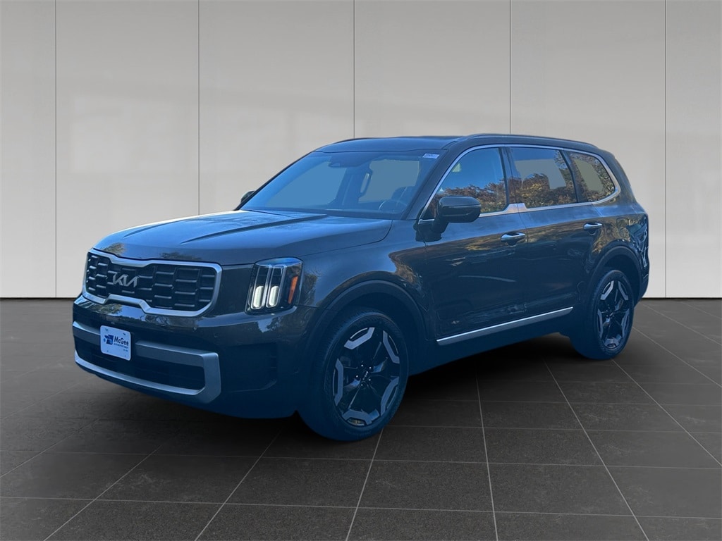Used 2023 Kia Telluride S SUV