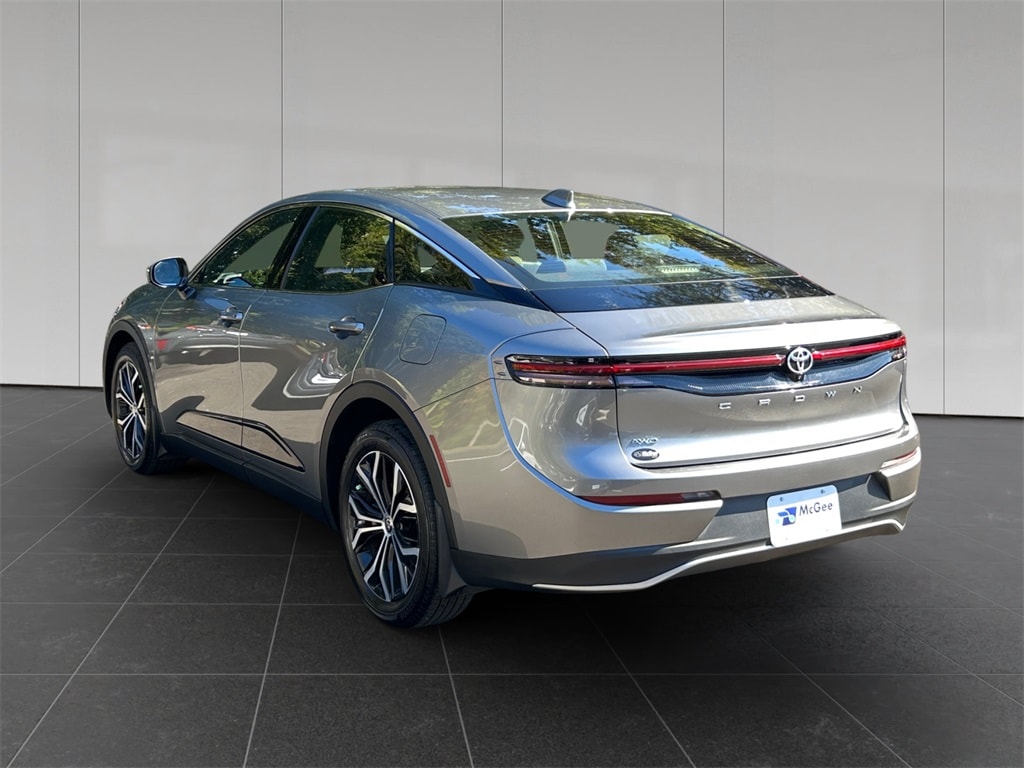 Used 2023 Toyota Crown XLE Sedan