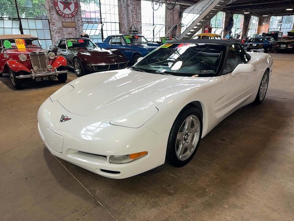 Used 1998 Chevrolet Corvette Base Convertible