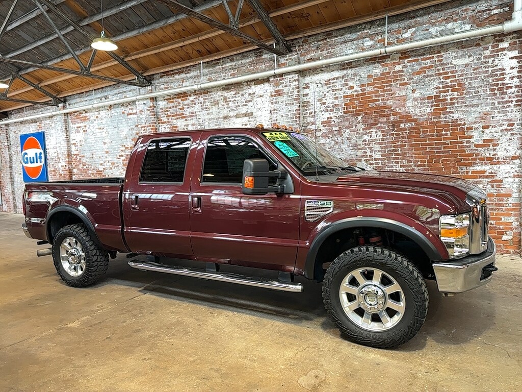 Used 2010 Ford F-250 SUPER DUTY LARIAT Truck Crew Cab