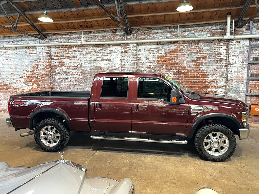 Used 2010 Ford F-250 SUPER DUTY LARIAT Truck Crew Cab