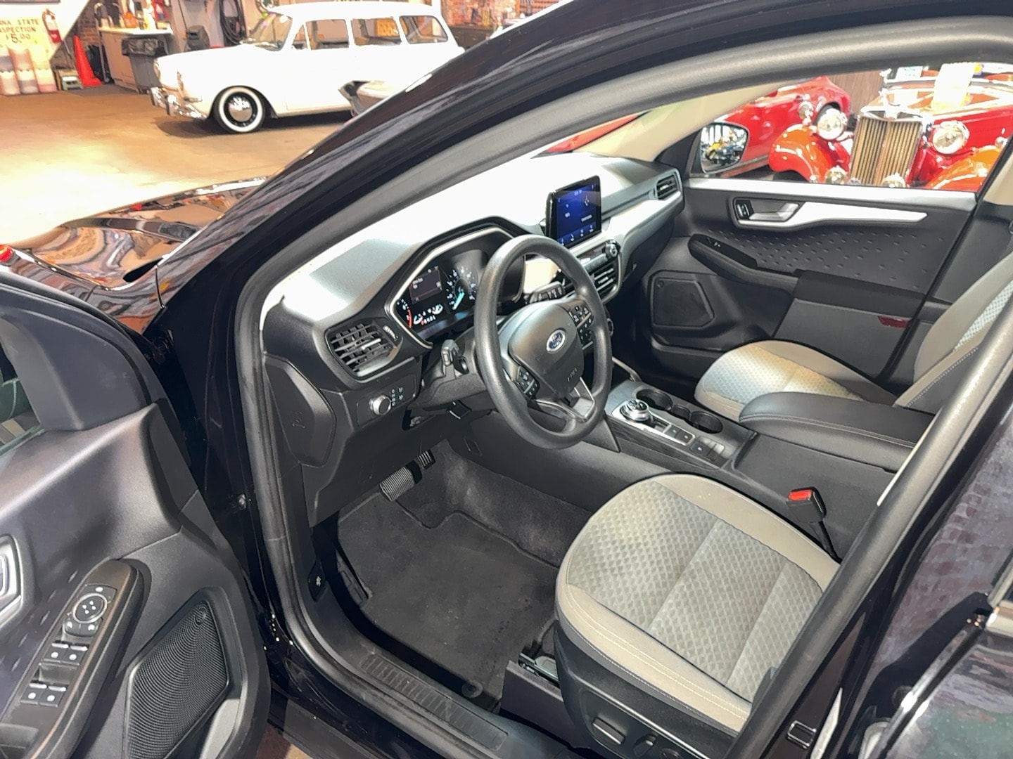 2020 Ford Escape SE - Photo 11