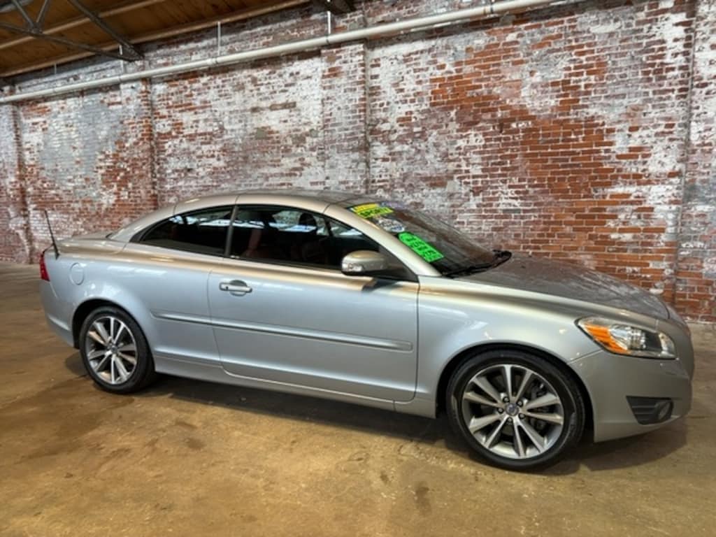 Used 2012 Volvo C70 T5 Convertible