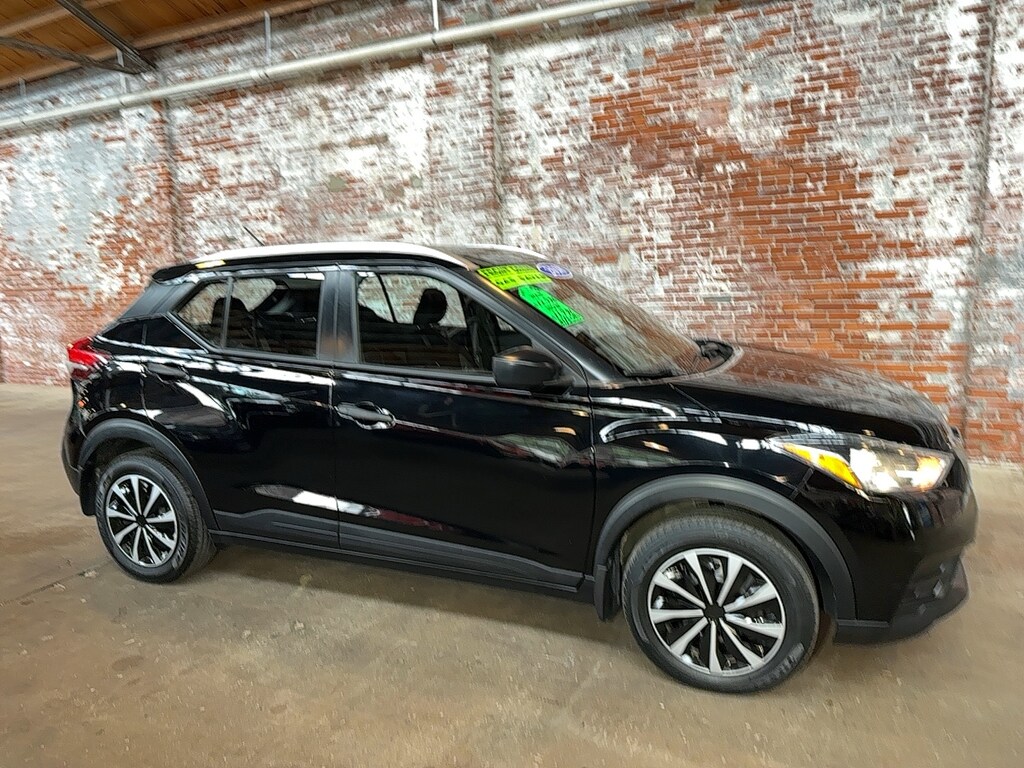 Used 2018 Nissan Kicks S SUV