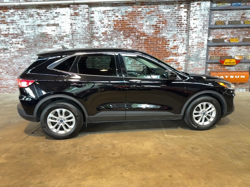 Used 2020 Ford Escape SE SUV