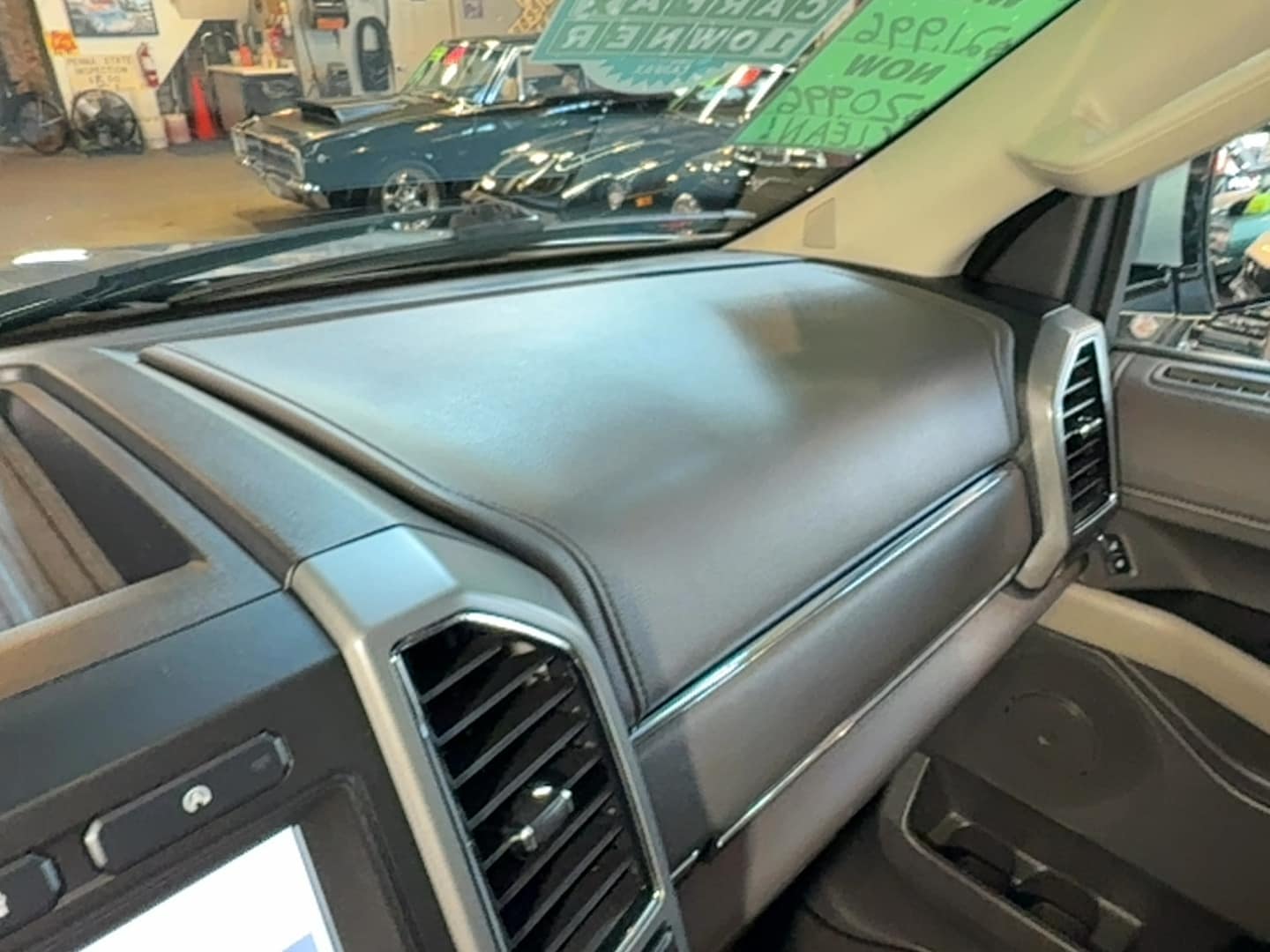 2020 Ford Expedition XLT - Photo 39