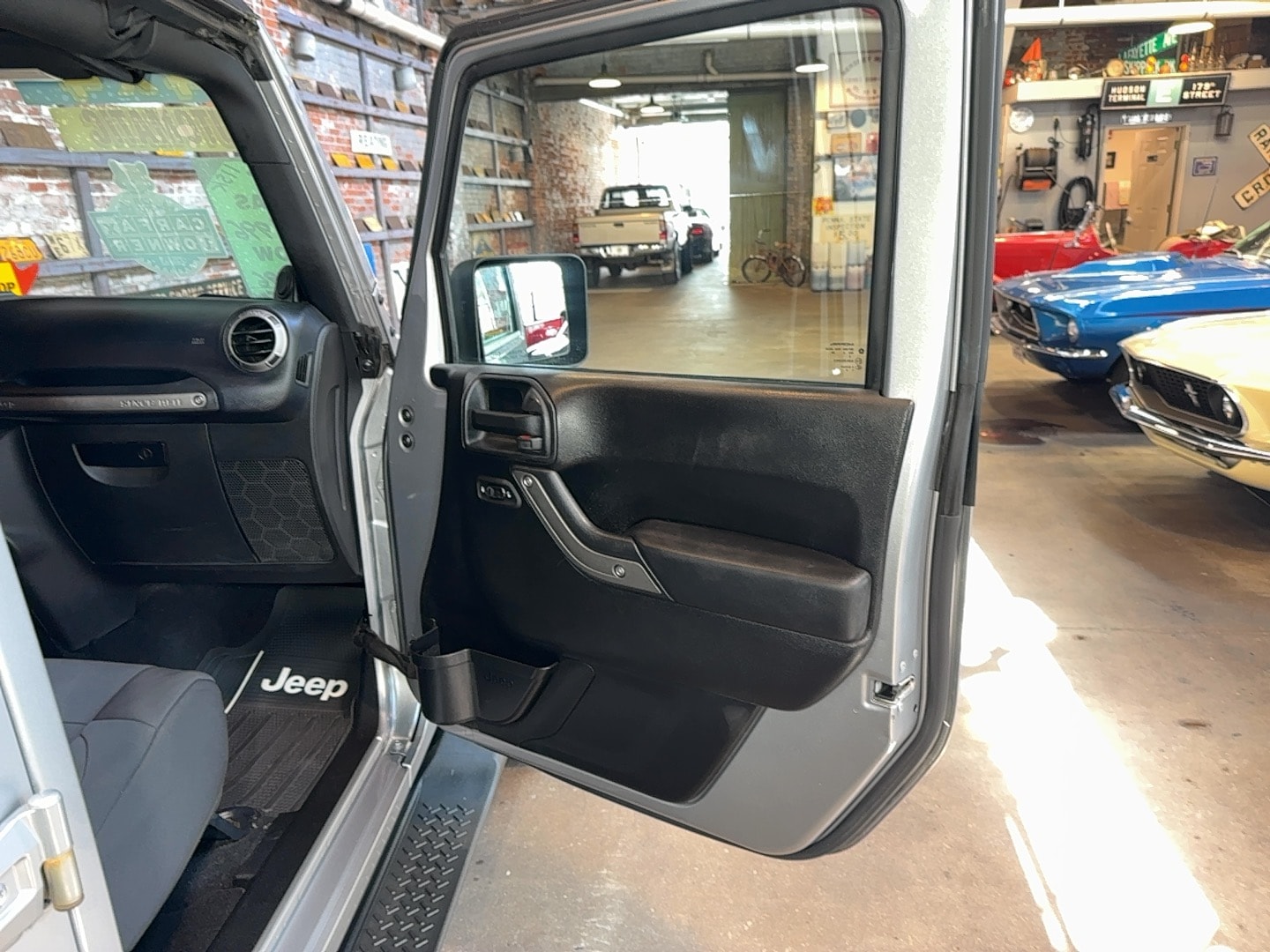 2013 Jeep Wrangler Unlimited Sport - Photo 53