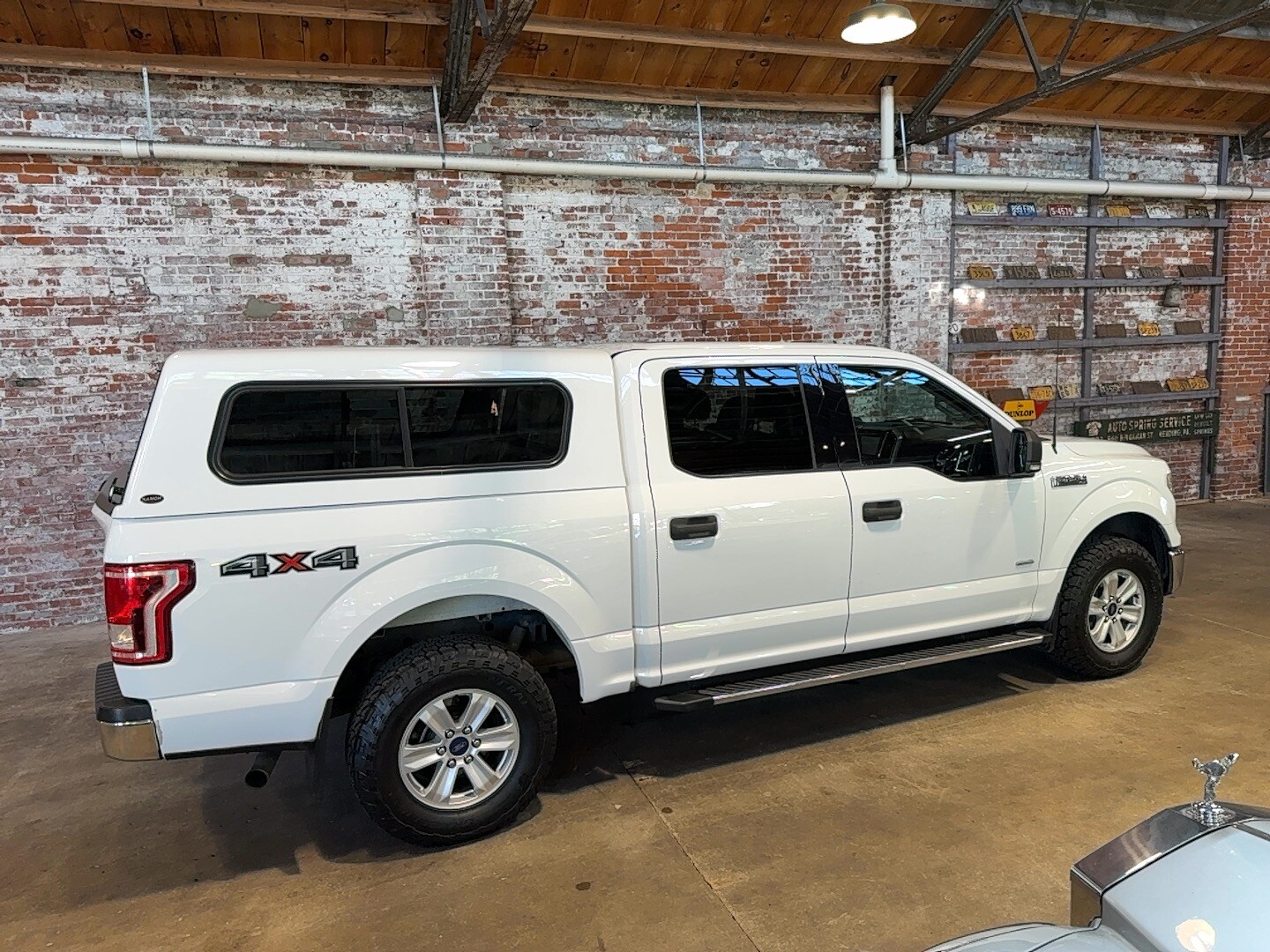 2016 Ford F-150 XLT photo 2