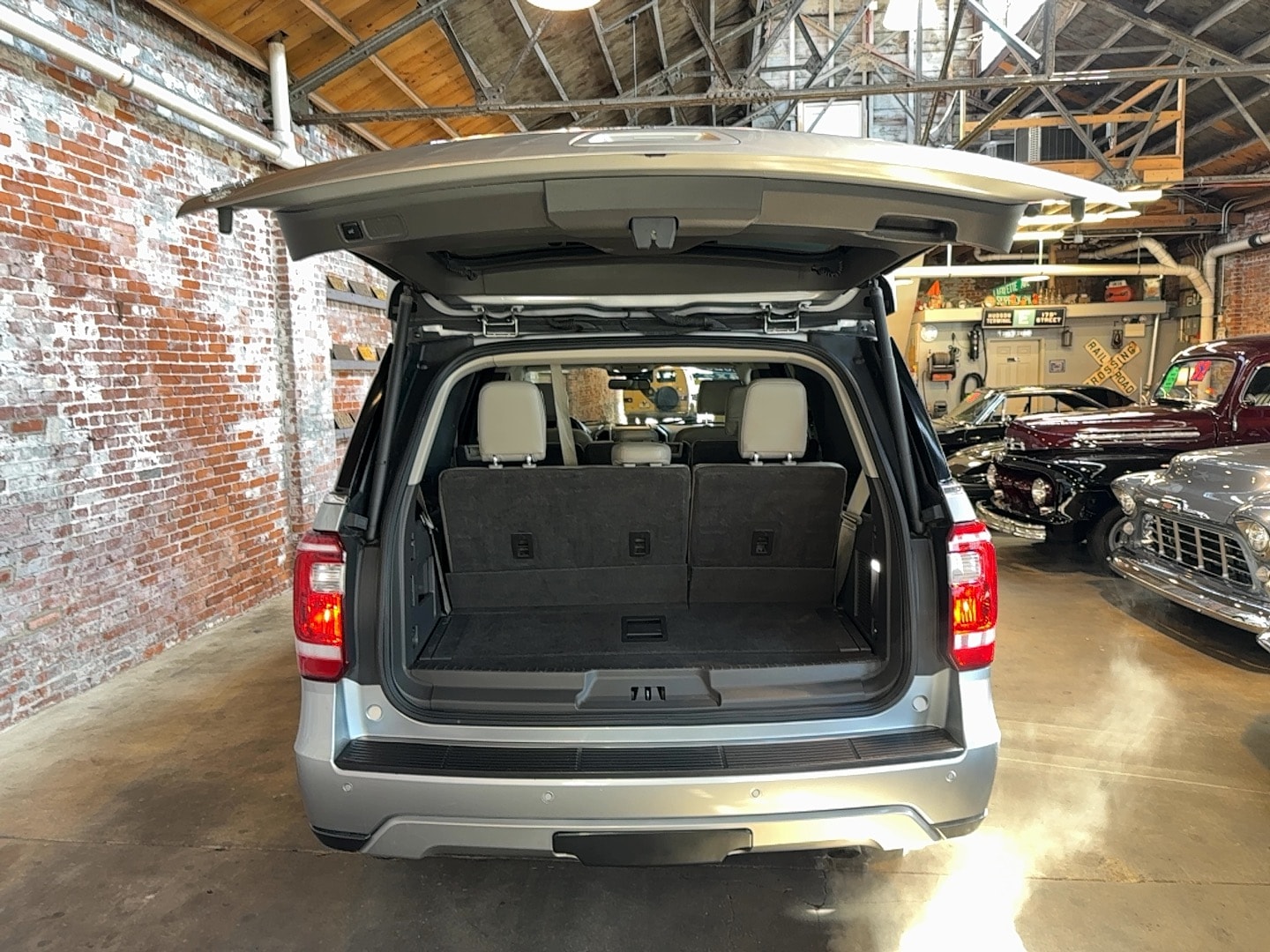 2020 Ford Expedition XLT - Photo 95
