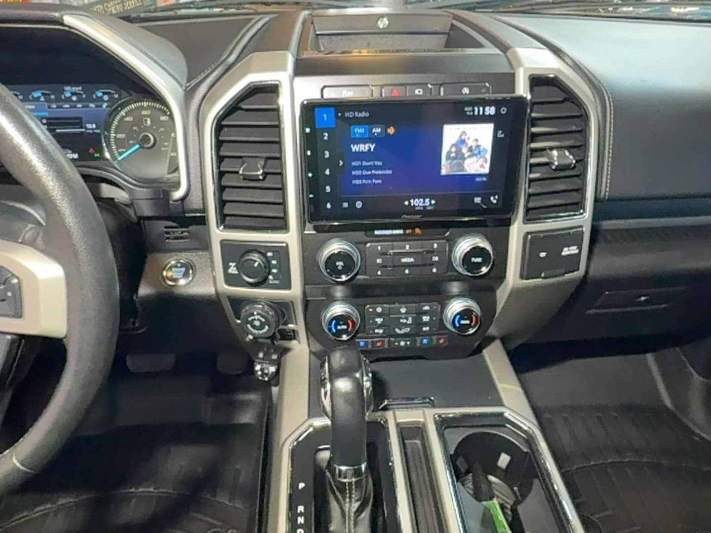 2020 Ford F-150 Lariat - Photo 16