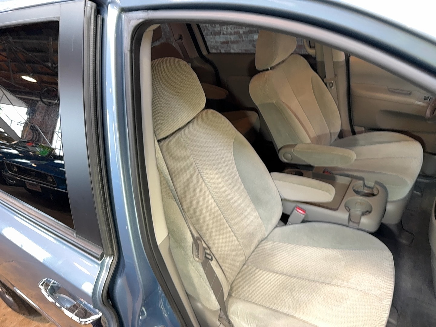 2012 Kia Sedona EX - Photo 109