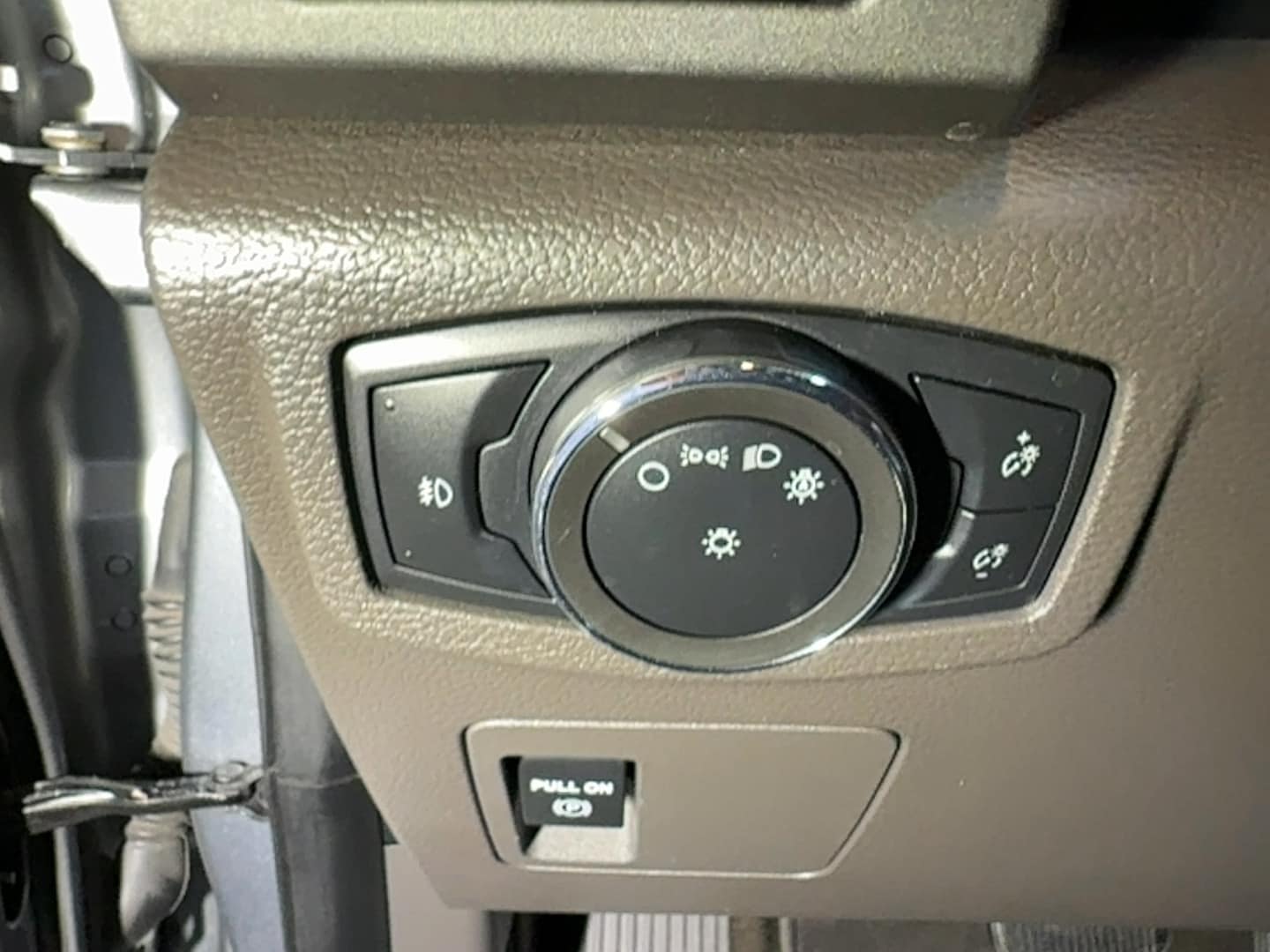 2020 Ford Expedition XLT - Photo 22
