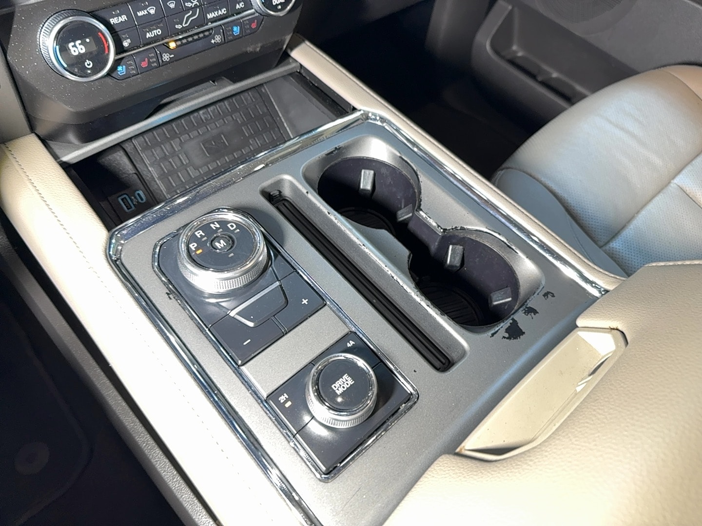 2020 Ford Expedition XLT - Photo 52