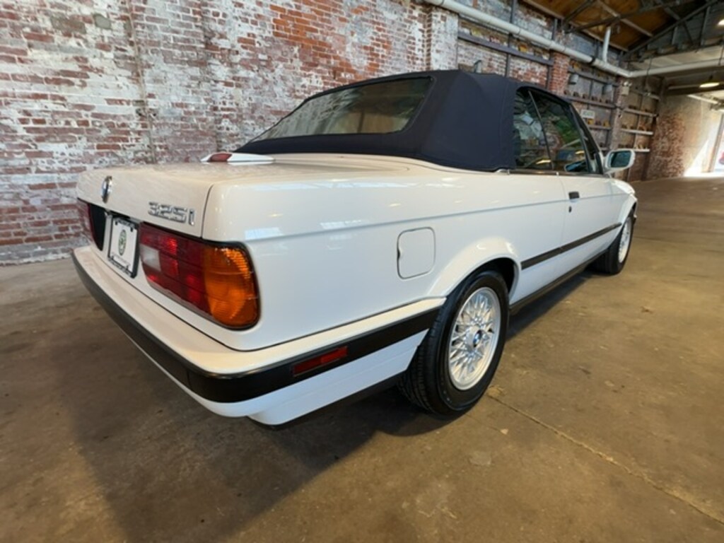 Used 1992 BMW 325 I Convertible