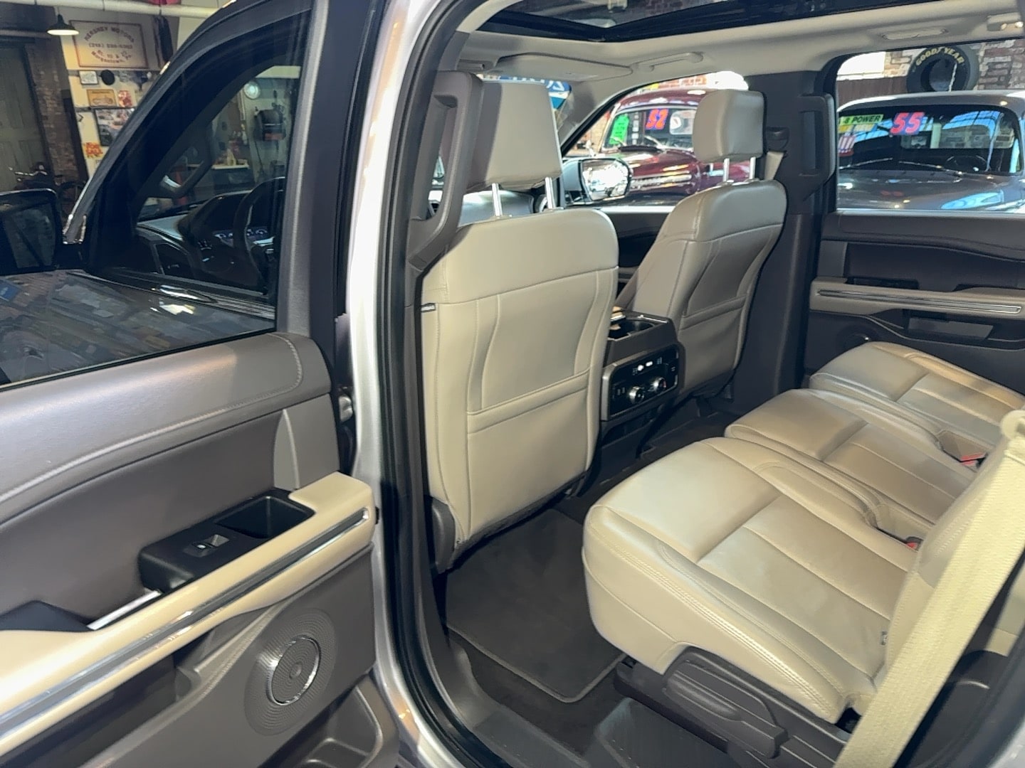 2020 Ford Expedition XLT - Photo 73