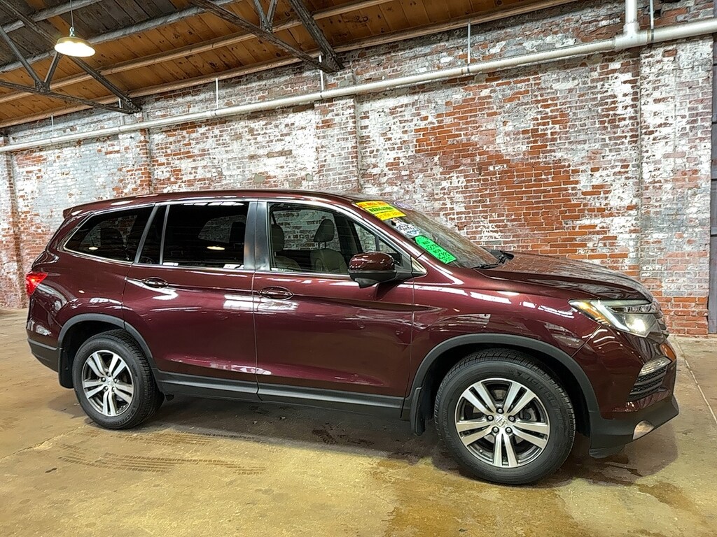 Used 2016 Honda Pilot EX-L w/Navigation AWD SUV
