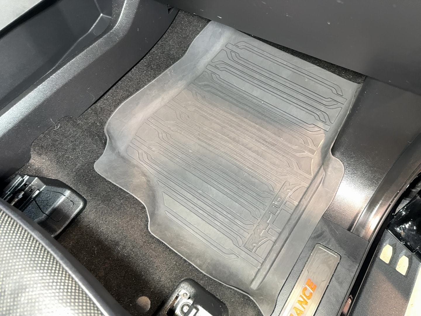 2018 Ford F-150 Raptor - Photo 102