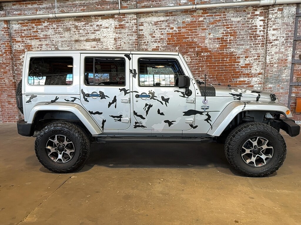 Used 2012 Jeep Wrangler Unlimited Sahara SUV