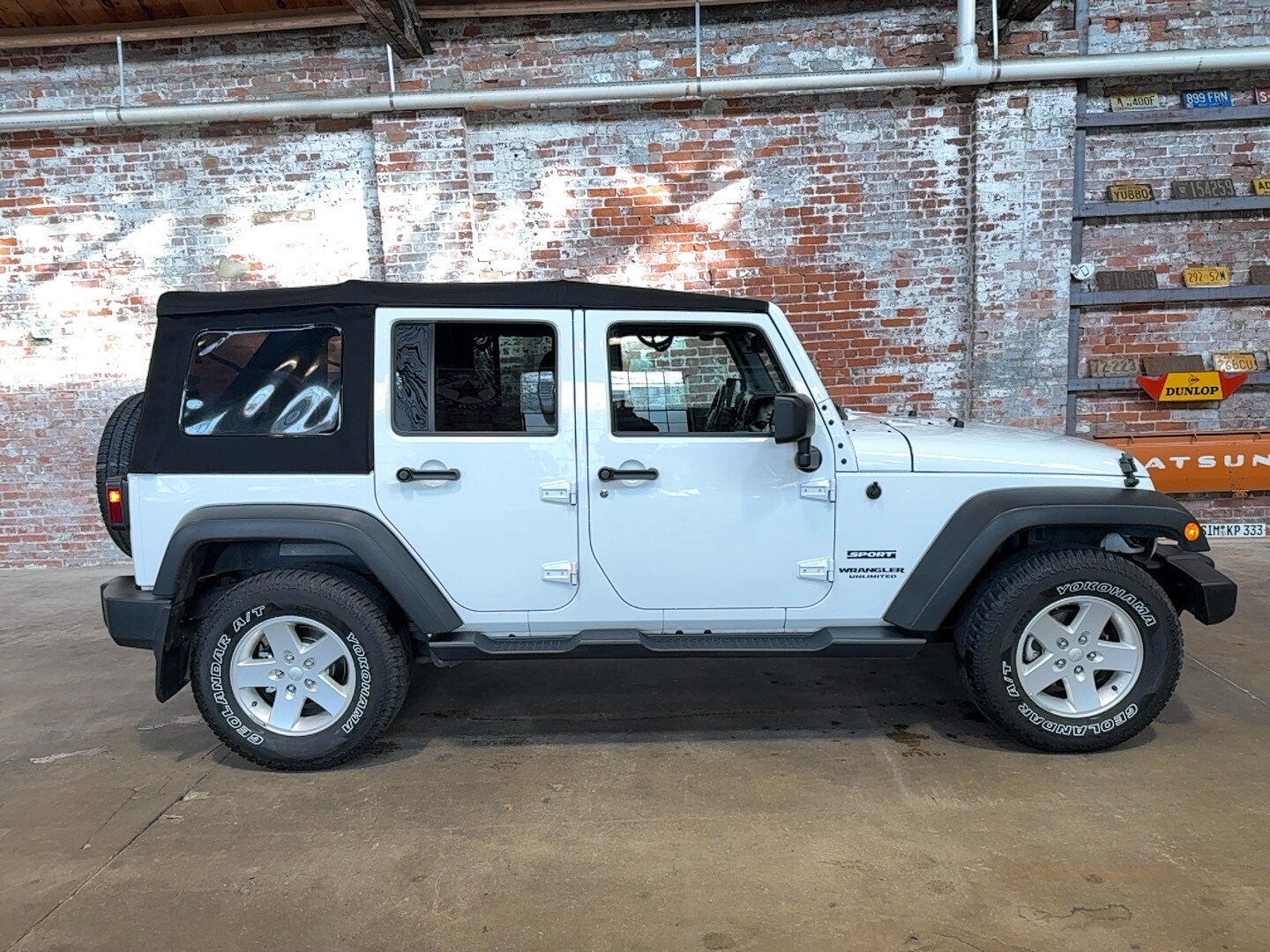 2017 Jeep Wrangler Unlimited Sport photo 2