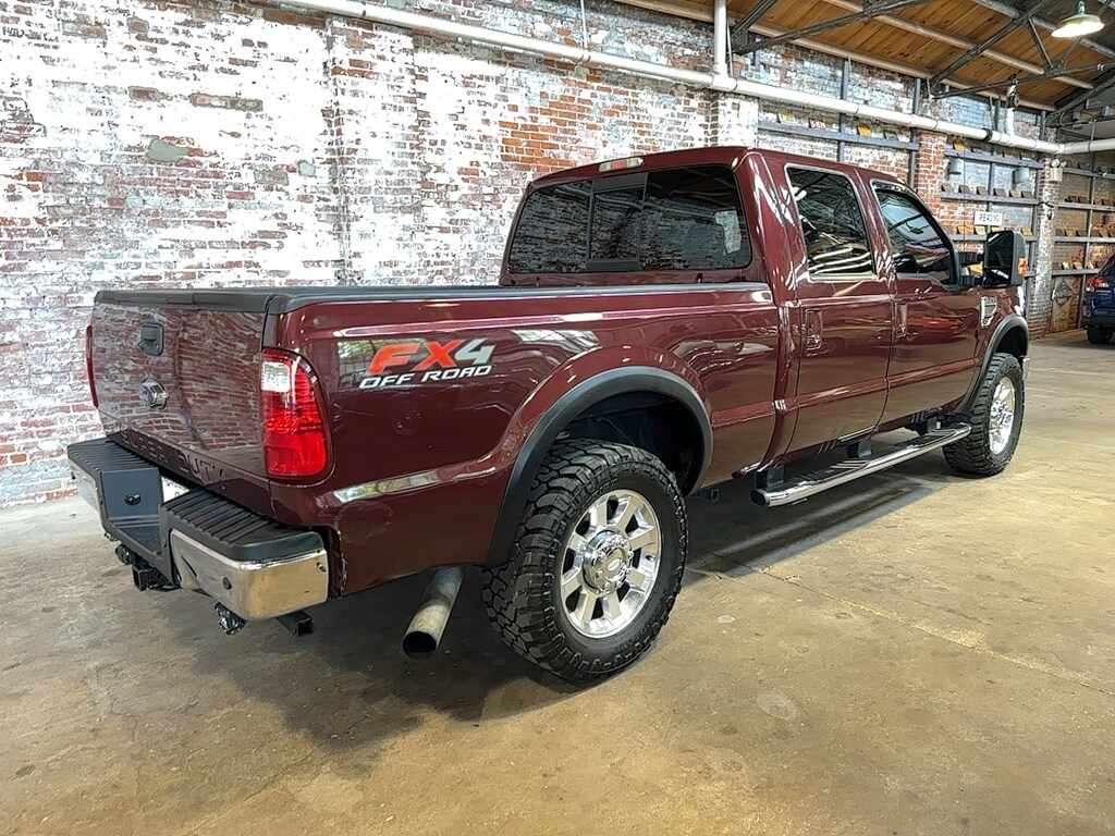 Used 2010 Ford F-250 SUPER DUTY LARIAT Truck Crew Cab