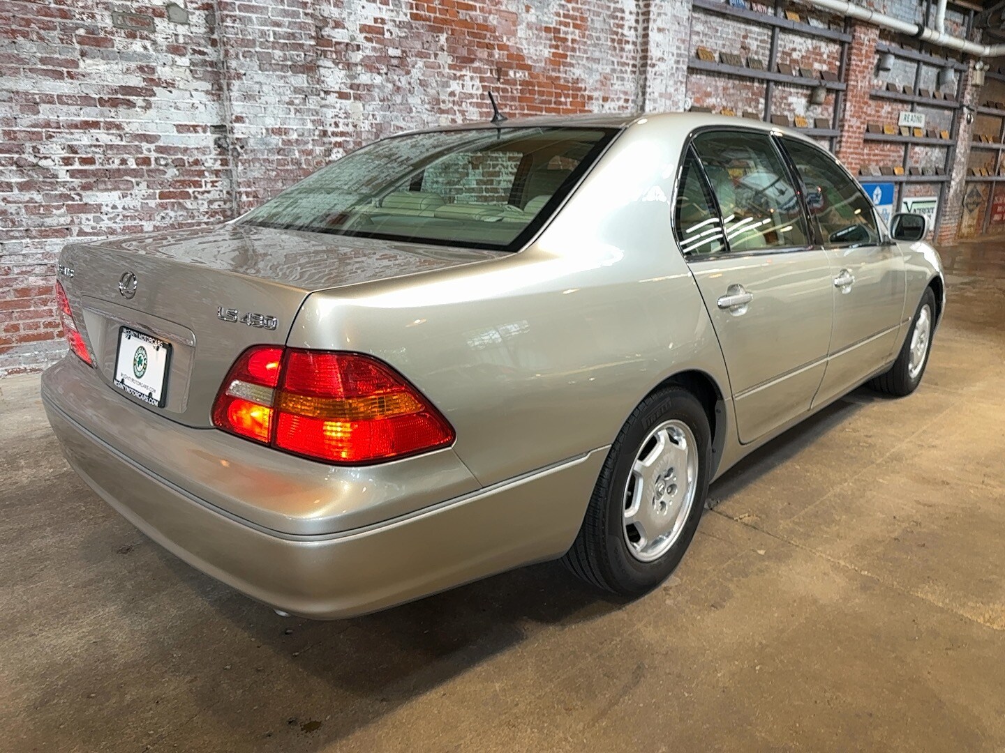2002 Lexus LS 430 photo 3