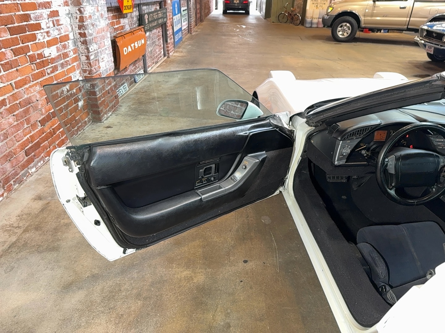 1990 Chevrolet Corvette - Photo 9