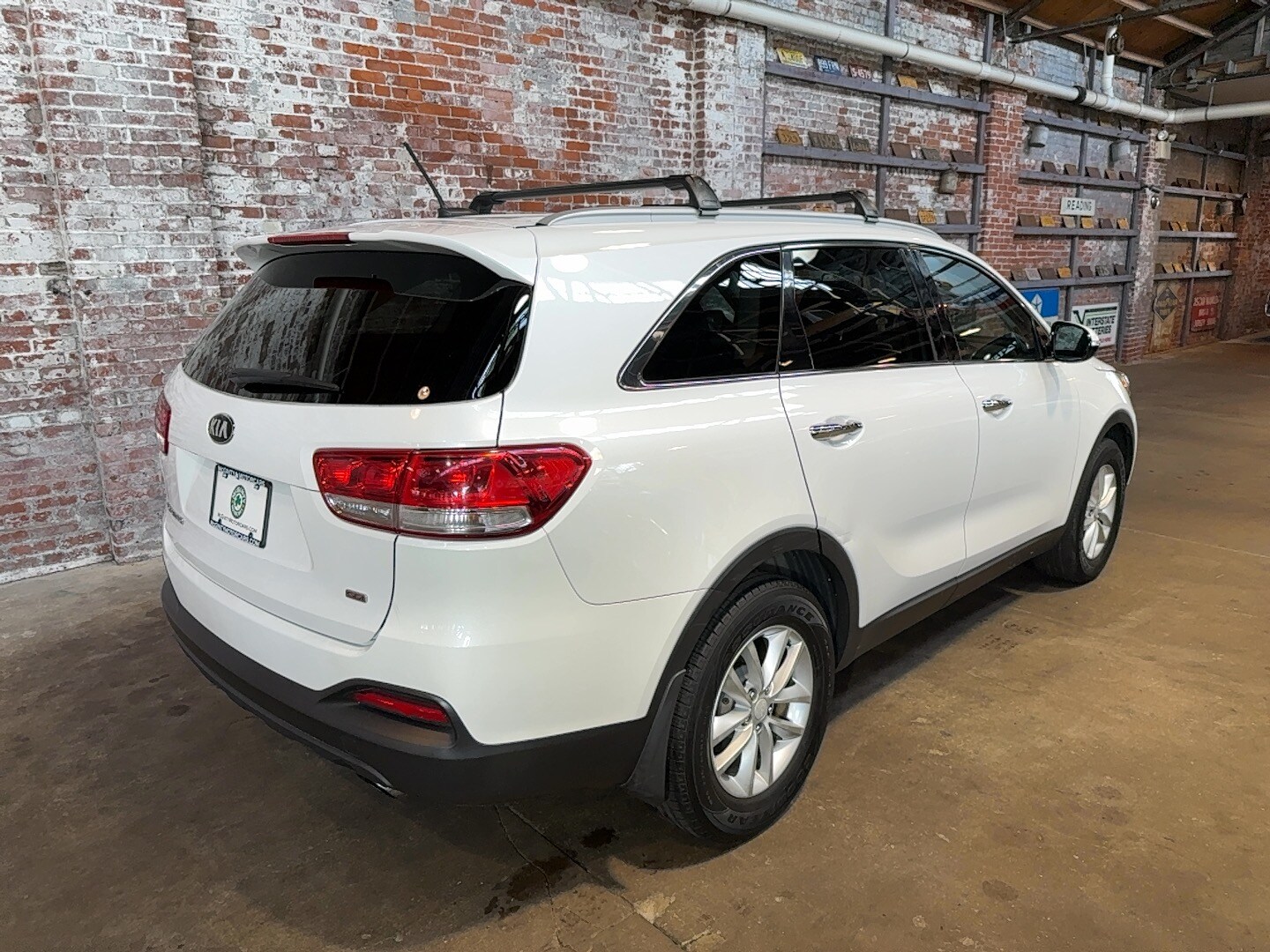 2017 Kia Sorento LX photo 3