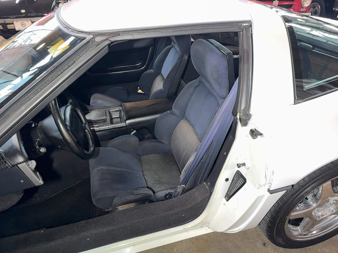 1990 Chevrolet Corvette - Photo 11