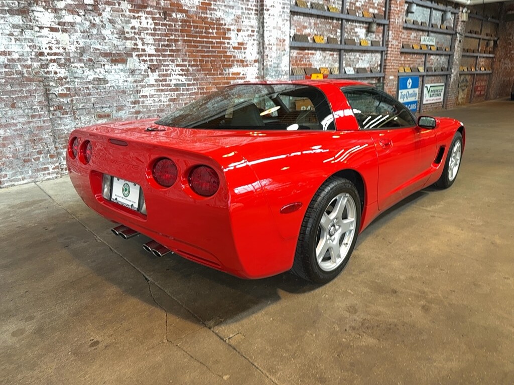 Used 1998 Chevrolet Corvette Base Coupe