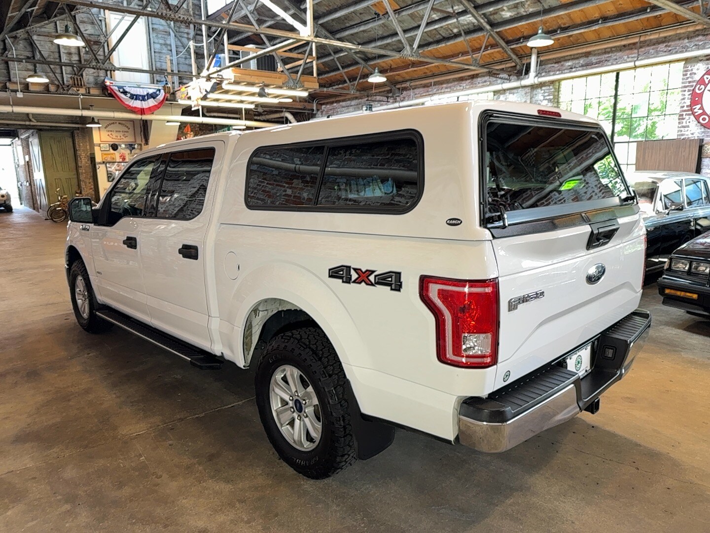 2016 Ford F-150 XLT photo 4