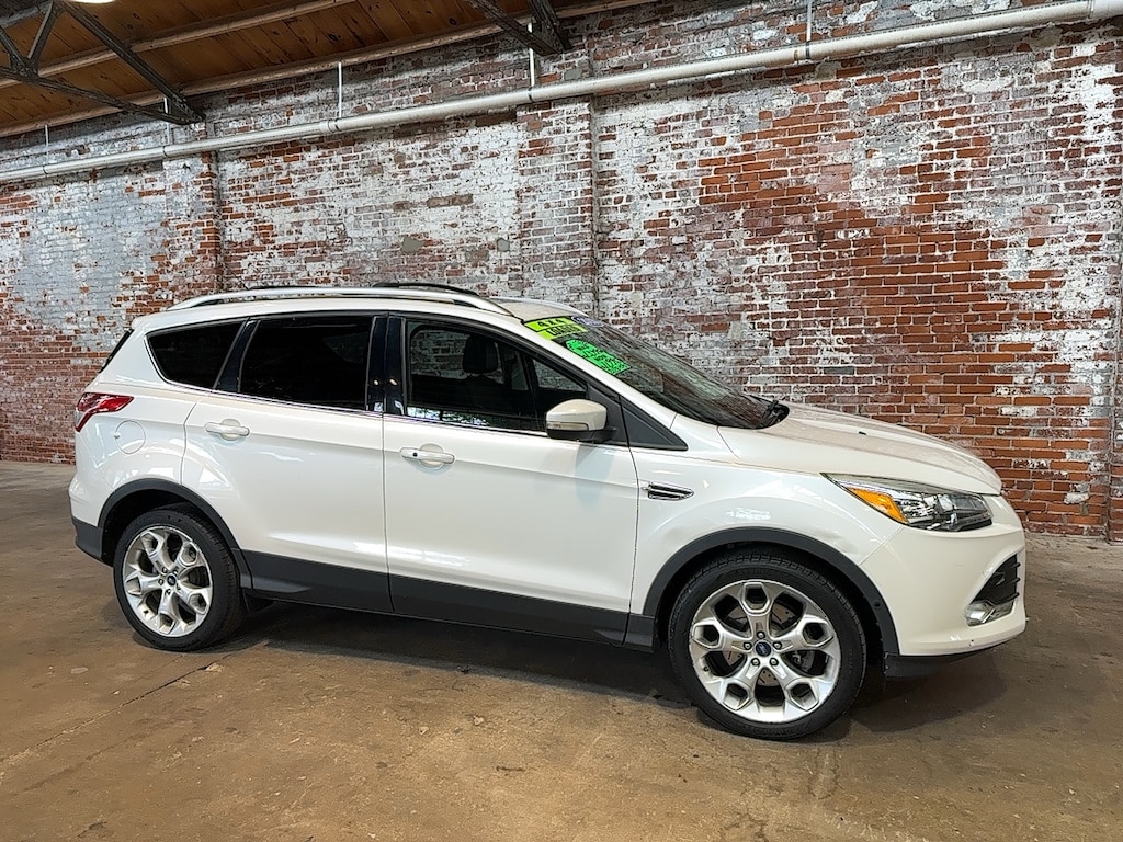 Used 2013 Ford Escape Titanium 4WD SUV