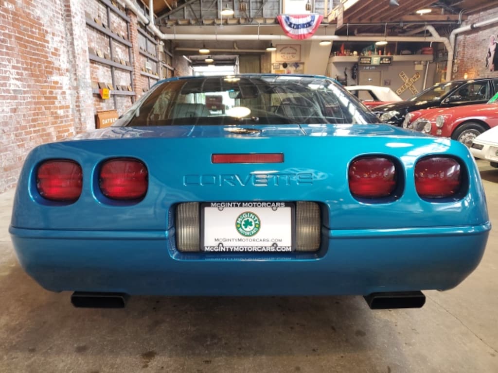 Used 1995 Chevrolet Corvette Base Coupe
