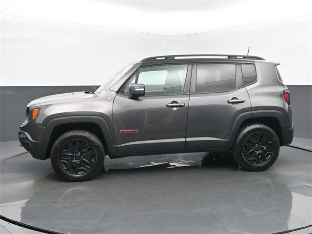 2018 Jeep Renegade Trailhawk photo 2