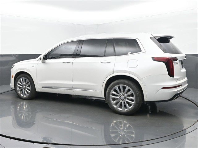 2022 Cadillac XT6 Premium Luxury photo 3