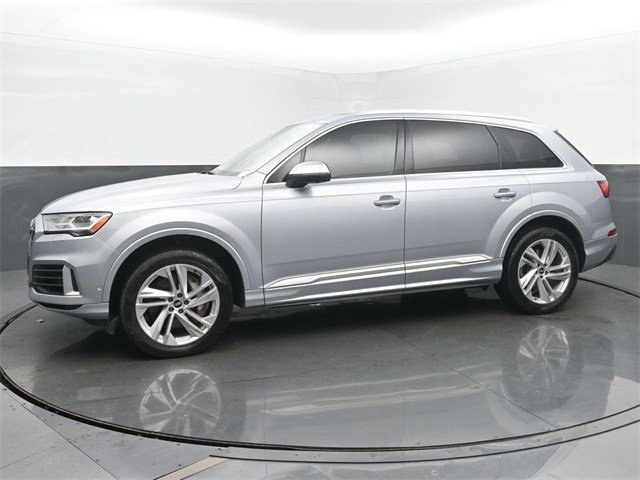 2021 Audi Q7 55 Premium Plus photo 2