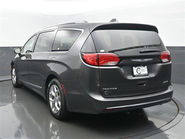 2019 Chrysler Pacifica Limited photo 4