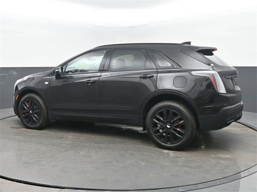 New 2026 CADILLAC XT5 Sport SUV