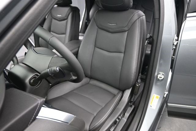 2025 Cadillac XT5 Premium Luxury - Photo 11