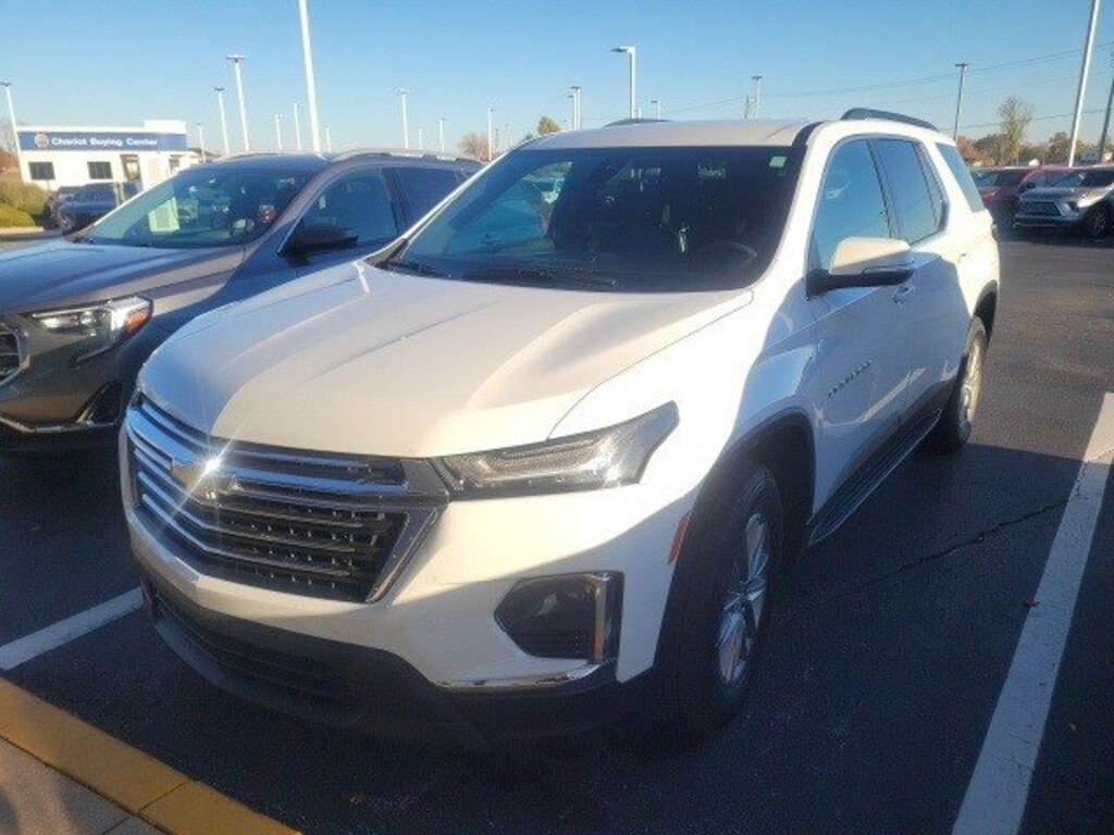 Used 2023 Chevrolet Traverse LT Leather SUV