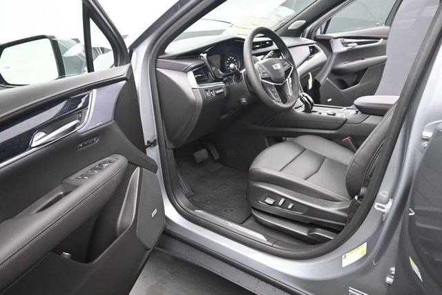 2025 Cadillac XT5 Premium Luxury - Photo 9